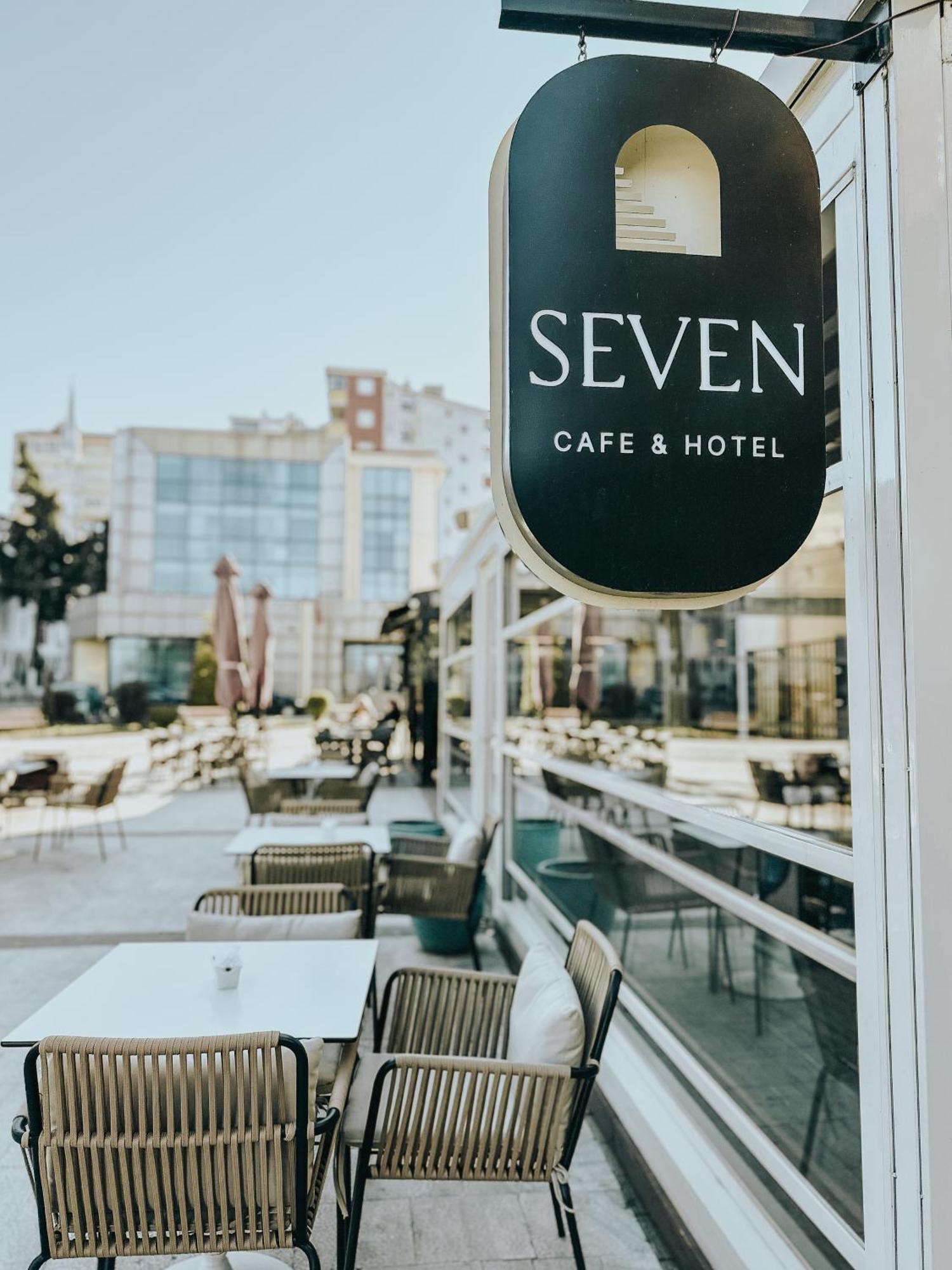 Seven Cafe & Hotel Pogradec Kültér fotó